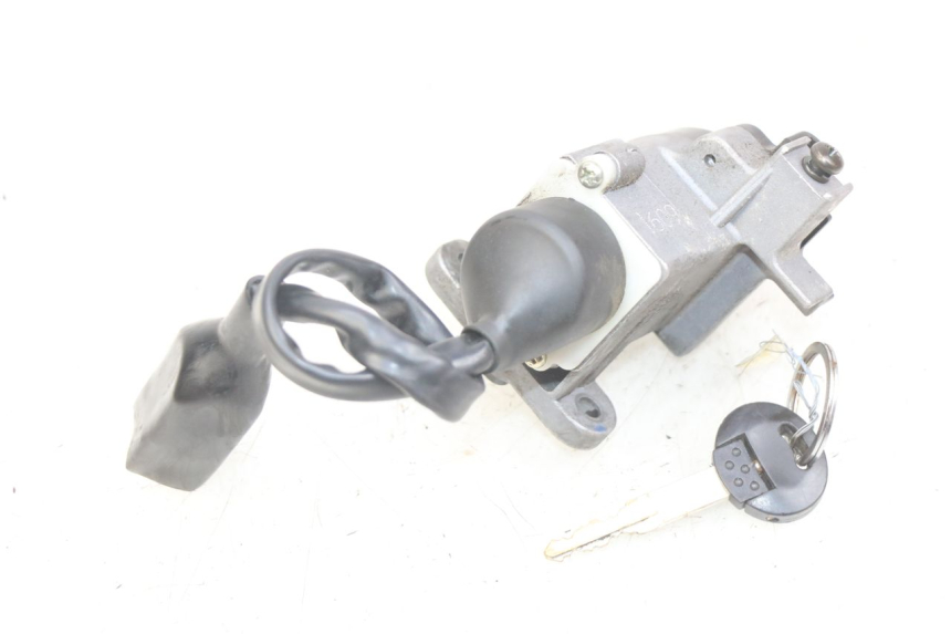 photo de IGNITION SWITCH PEUGEOT KISBEE 2T 50 (2010 - 2017) - Component detail