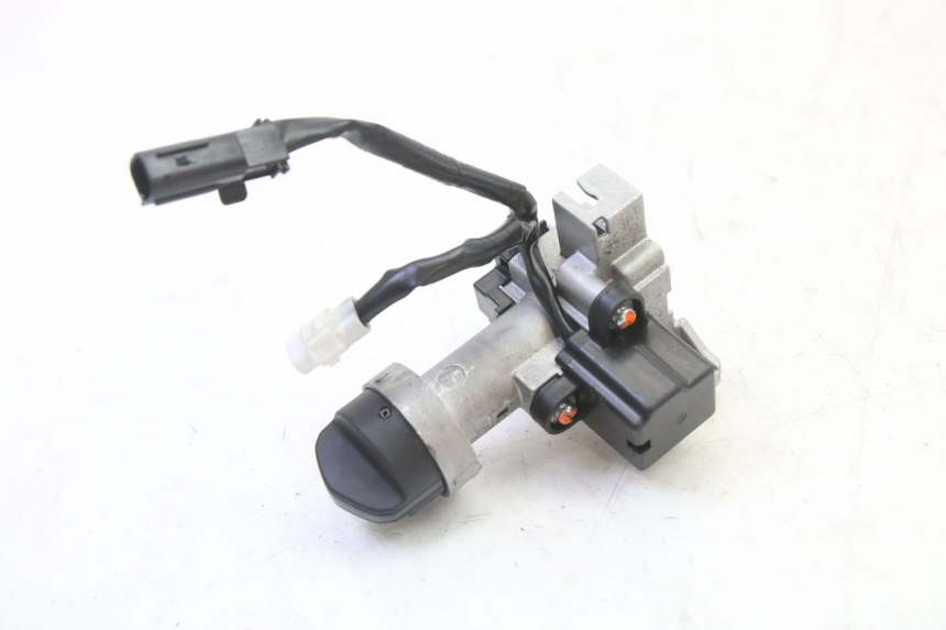 photo de IGNITION SWITCH PIAGGIO MP3 HPE 310 (2024 - 2025) - Main view