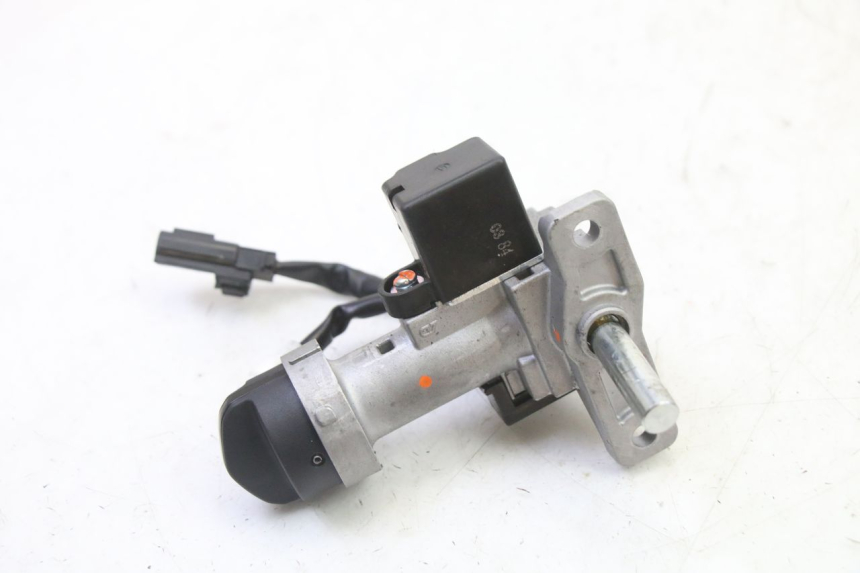 photo de IGNITION SWITCH PIAGGIO MP3 HPE 310 (2024 - 2025) - Product overview