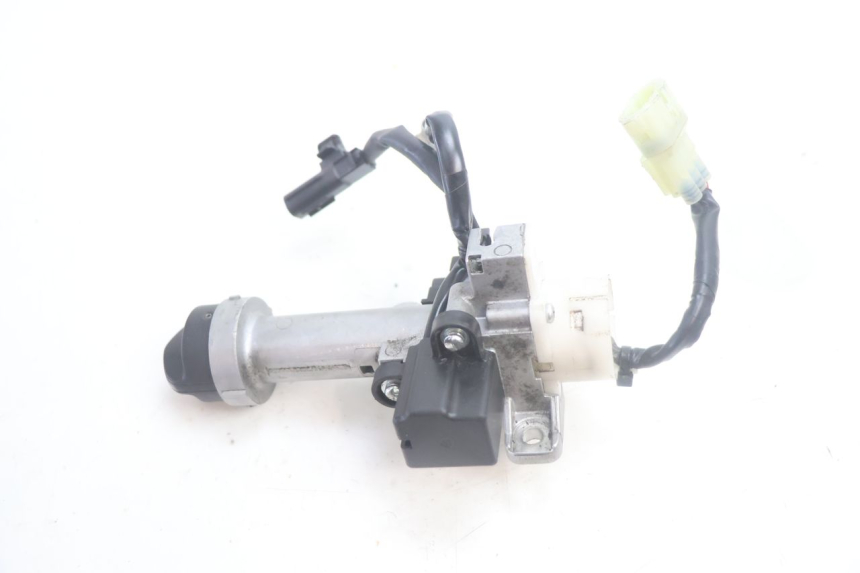 photo de IGNITION SWITCH PIAGGIO MP3 HPE 530 (2022 - 2026) - Component detail