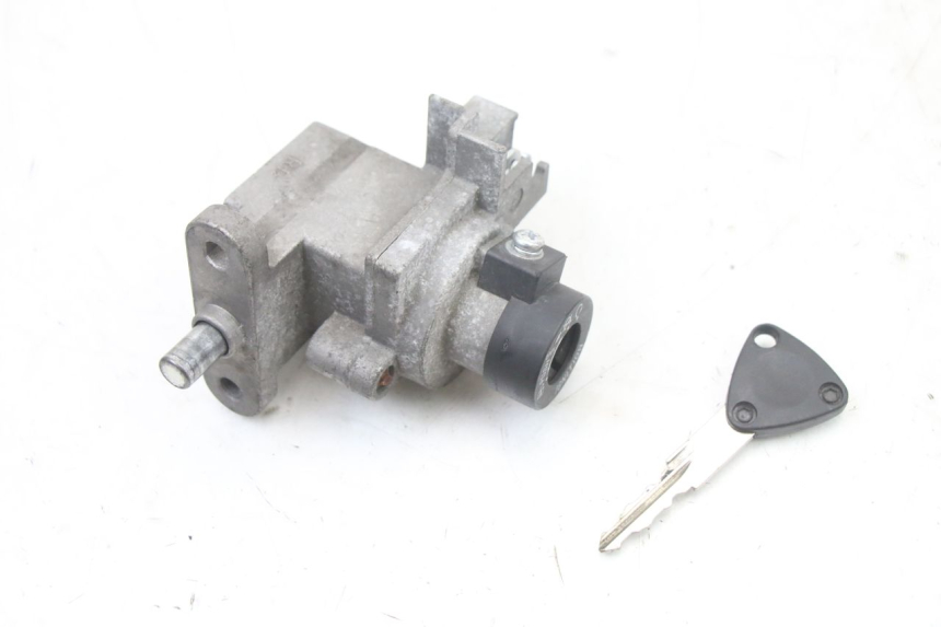 photo de IGNITION SWITCH PEUGEOT KISBEE 4T 50 (2018 - 2022) - Main view