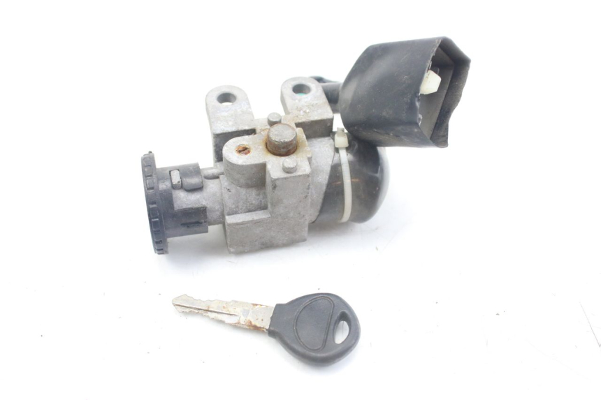 photo de IGNITION SWITCH TNT MOTOR ROMA 10' 4T 50 (2019 - 2022) - Zoom on usage condition