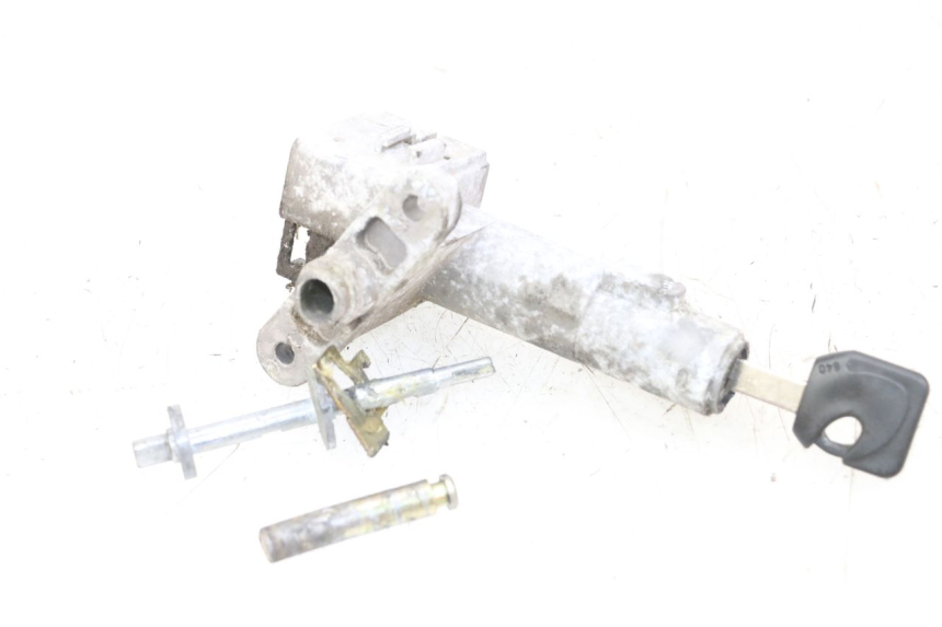 photo de IGNITION SWITCH SYM ORBIT 2 4T 50 (2008 - 2017) - Product overview