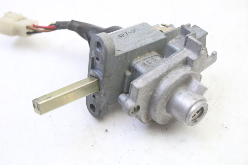 photo de IGNITION SWITCH MBK WAAP 125 (2008 - 2013) - Zoom on usage condition
