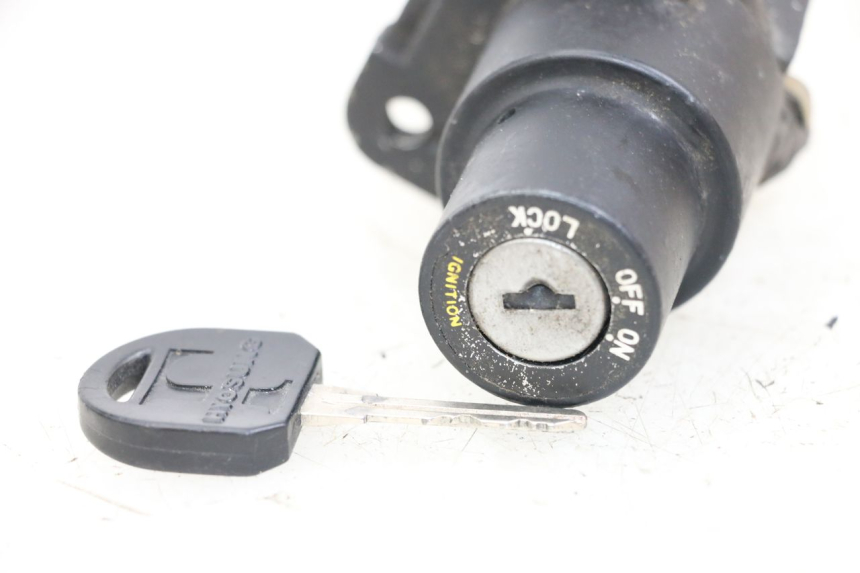 photo de IGNITION SWITCH HYOSUNG XRX 125 (2000 - 2008) - Zoom on usage condition