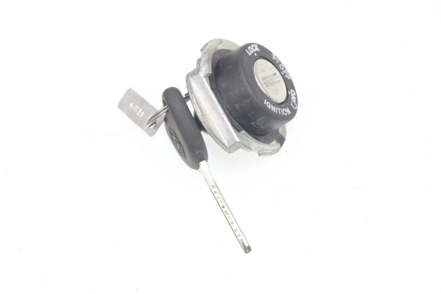 photo de IGNITION SWITCH PIAGGIO ZIP 2T 50 (2009 - 2019) - Zoom on usage condition