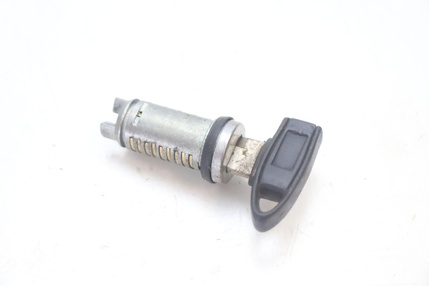 photo de IGNITION SWITCH PIAGGIO ZIP 4T 50 (2006 - 2017) - Markings and original references