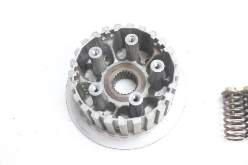 photo de CLUTCH HUB HONDA VFR FI RC46 800 (1998 - 2001) - Zoom on usage condition