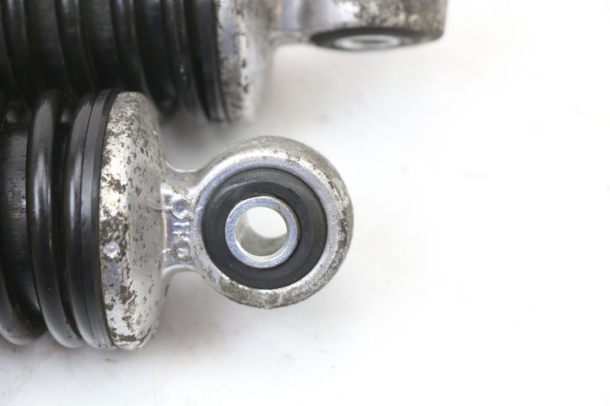 photo de REAR SHOCK ABSORBER PAIR SUZUKI BURGMAN 125 (2007 - 2014) - Fixing points details