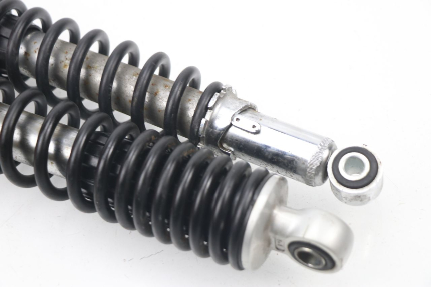 photo de REAR SHOCK ABSORBER HONDA CBF 125 (2009 - 2015) - Alternative perspective