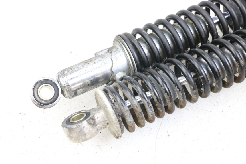 photo de REAR SHOCK ABSORBER SET HYOSUNG GF 125 (2001 - 2005) - Technical close-up