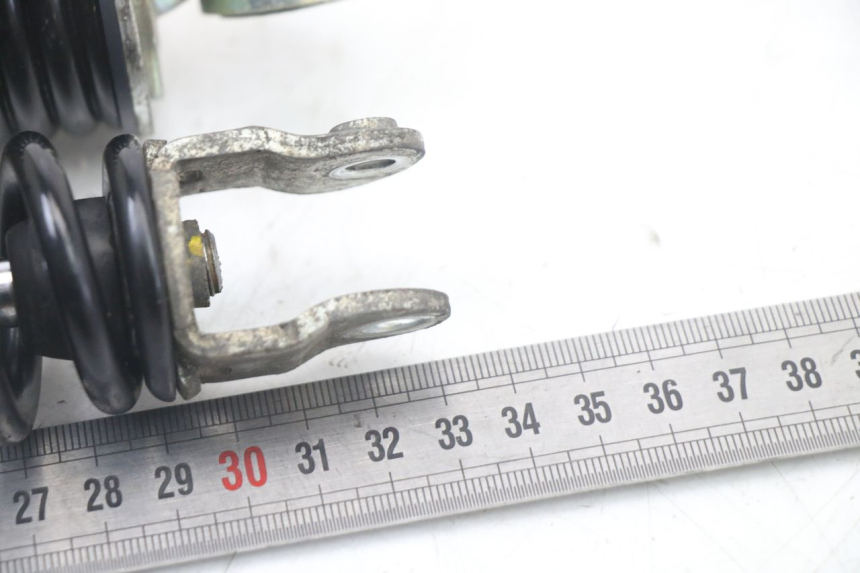 photo de REAR SHOCK ABSORBER HONDA PCX (JF57/JF64) 125 (2014 - 2018) - Zoom on usage condition