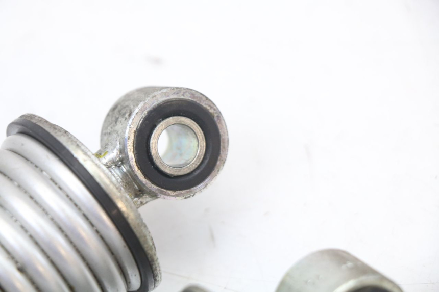 photo de REAR SHOCK ABSORBER PAIR HONDA PCX (JF28) 125 (2009 - 2011) - Fixing points details