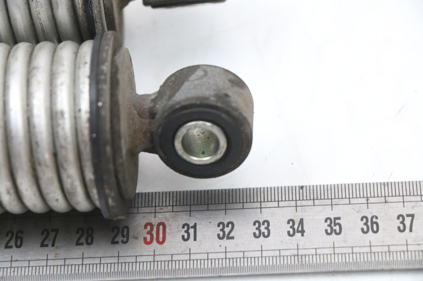 photo de REAR SHOCK ABSORBER PAIR HONDA PCX (JF28) 125 (2009 - 2011) - Zoom on usage condition