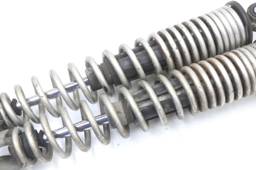 photo de REAR SHOCK ABSORBER PAIR HONDA PCX (JF28) 125 (2009 - 2011) - Technical close-up