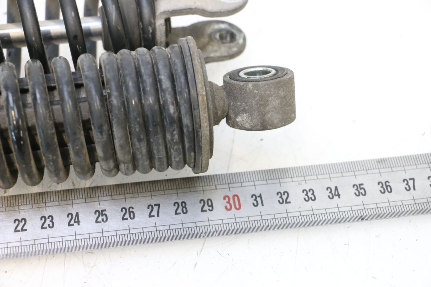 photo de REAR SHOCK ABSORBER HONDA PCX (JF57/JF64) 125 (2014 - 2018) - Zoom on usage condition