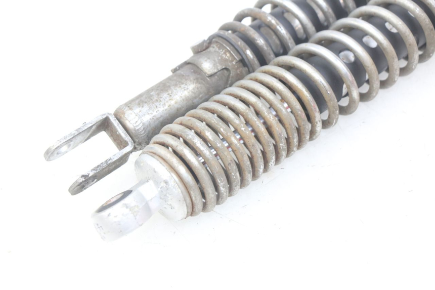 photo de REAR SHOCK ABSORBER PAIR KYMCO PEOPLE 250 (2004 - 2008) - Technical close-up