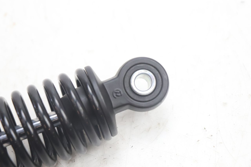 photo de REAR SHOCK ABSORBER JM MOTORS R-MAX TECH 50 (2024 - 2026) - Technical close-up