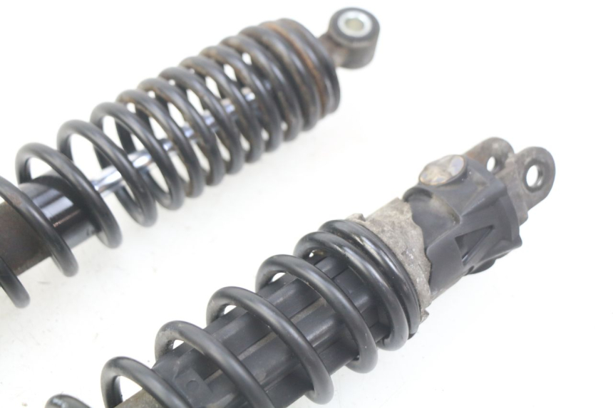 photo de REAR SHOCK ABSORBER PAIR PEUGEOT SATELIS COMPRESSOR K15 125 (2006 - 2009) - Technical close-up