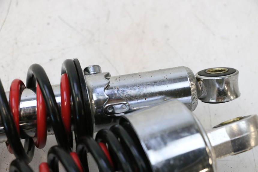 photo de REAR SHOCK ABSORBER YAMASAKI STREET 50 (2013 - 2018) - Zoom on usage condition