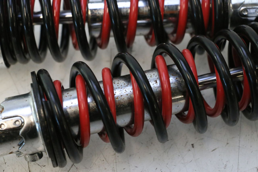 photo de REAR SHOCK ABSORBER YAMASAKI STREET 50 (2013 - 2018) - Technical close-up