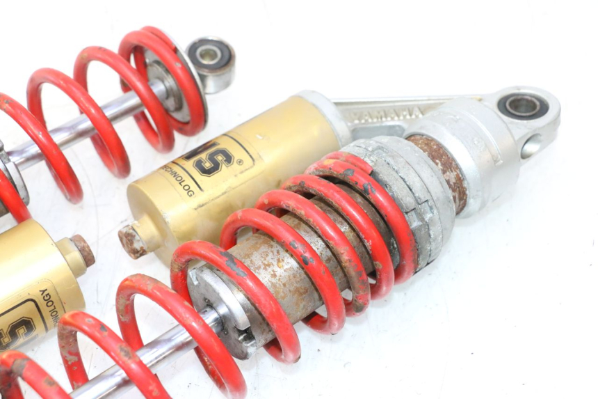 photo de REAR SHOCK ABSORBER YAMAHA XJR 1300 (1998 - 2002) - Technical close-up