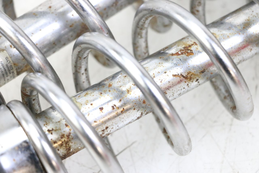 photo de REAR SHOCK ABSORBER YAMAHA XV VIRAGO 535 (1988 - 2004) - Distinctive features