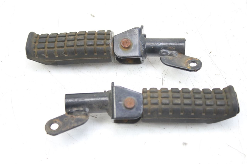 photo de PAIR OF REAR FOOTRESTS WILDLANDER BISCUIT 125 (2004 - 2010) - Main view