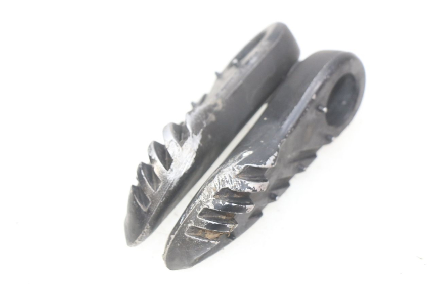 photo de PAIR OF REAR FOOTRESTS MBK BOOSTER SPIRIT 50 (2004 - 2017) - Component detail