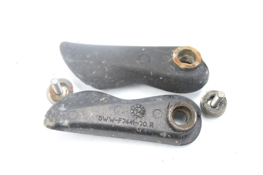 photo de PAIR OF REAR FOOTRESTS YAMAHA BW'S EASY 50 (2013 - 2016) - Alternative perspective