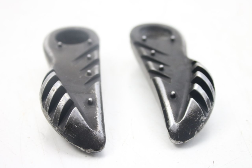 photo de PAIR OF REAR FOOTRESTS YAMAHA BW'S EASY 50 (2013 - 2016) - Product overview