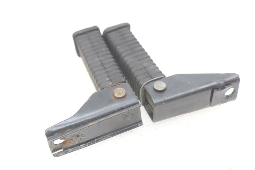 photo de PAIR OF REAR FOOTRESTS TNT MOTOR CITY 50 (2007 - 2018) - Component detail