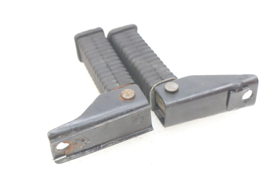 photo de PAIR OF REAR FOOTRESTS TNT MOTOR CITY 50 (2007 - 2018) - Zoom on usage condition