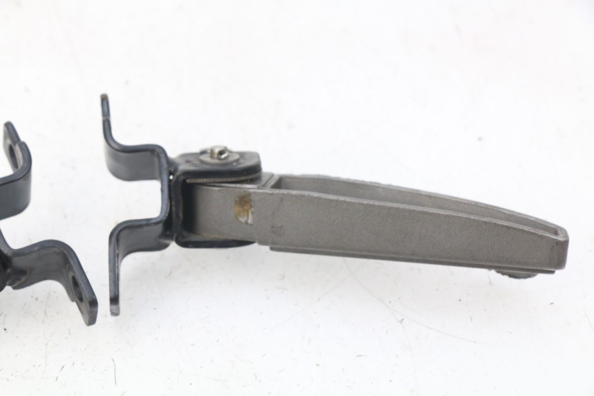 photo de PAIR REAR FOOTRESTS RIDE CLASSIC 2T 50 (2014 - 2022) - Alternative perspective