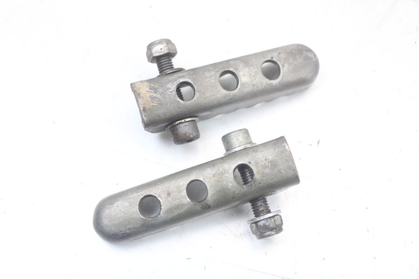 photo de PAIR REAR FOOTRESTS DERBI SENDA SM DRD X-TREME 50 (2011 - 2017) - Product overview