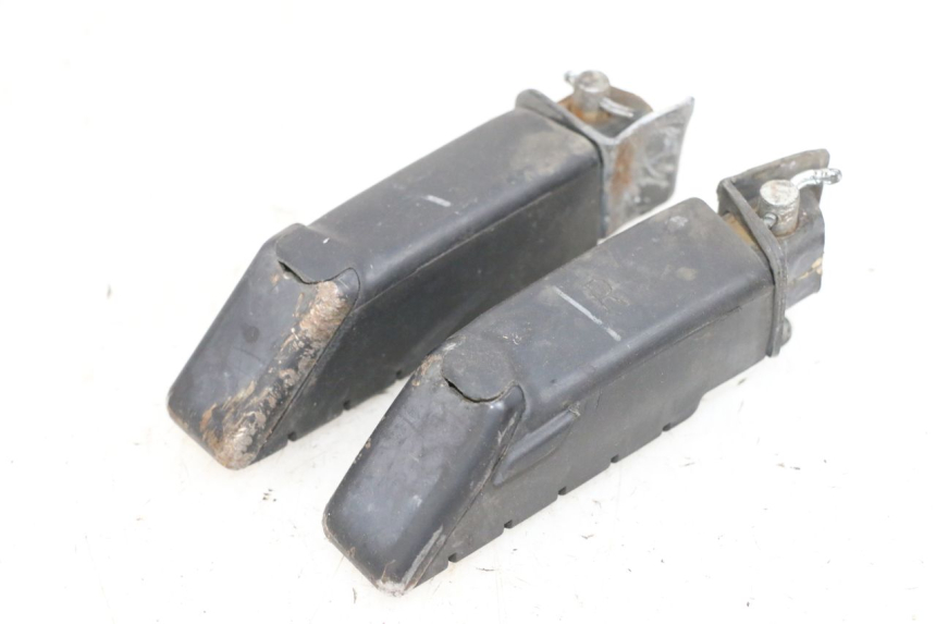 photo de PAIR REAR FOOTRESTS MBK FLIPPER 115 (2013 - 2017) - Alternative perspective