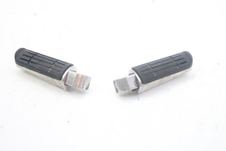 photo de PAIR OF REAR FOOTRESTS YAMAHA FZS FAZER 600 (1998 - 2001) - Main view