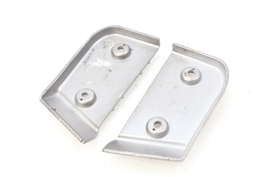 photo de PAIR OF REAR FOOTRESTS TNT MOTOR GRIDO 2T 50 (2010 - 2019) - Component detail