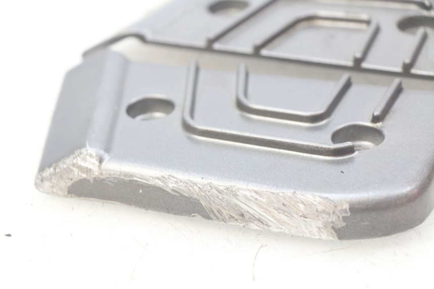 photo de PAIR OF REAR FOOTRESTS TNT MOTOR GRIDO 2T 50 (2010 - 2019) - Alternative perspective