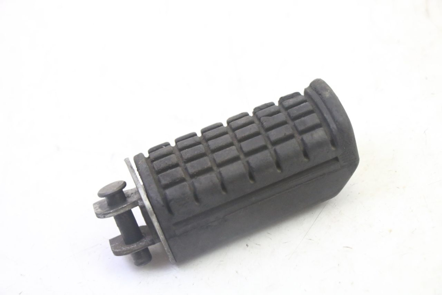 photo de PAIR REAR FOOTRESTS DAELIM HISTORY 125 (2001 - 2002) - Alternative perspective