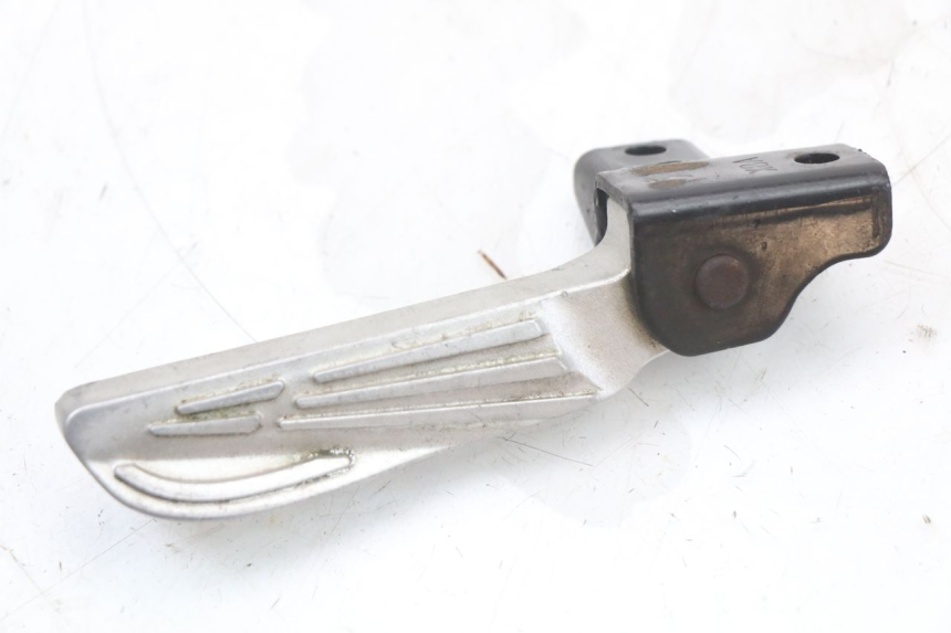 photo de PAIR OF REAR FOOTRESTS SYM JET 14 4T 50 (2018 - 2022) - Fixing points details