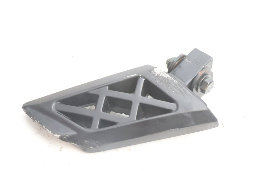 photo de PAIR OF REAR FOOTRESTS PEUGEOT KISBEE 4T 50 (2018 - 2022) - Supplementary product photo