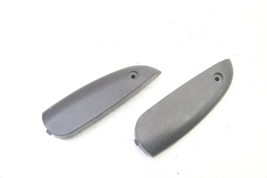 photo de PAIR REAR FOOTRESTS PIAGGIO LIBERTY 4T 50 (2009 - 2015) - Main view