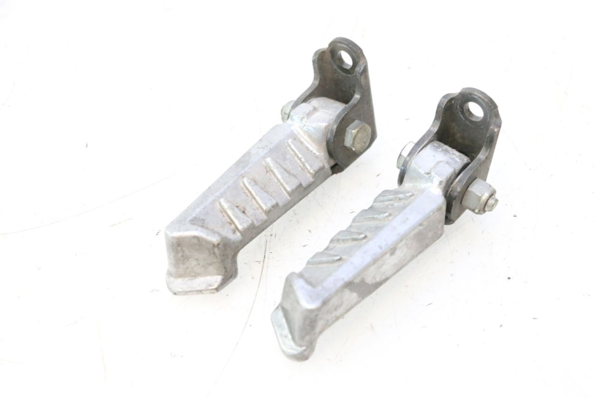 photo de PAIR OF REAR FOOTRESTS PEUGEOT LUDIX 50 (2008 - 2017) - Main view