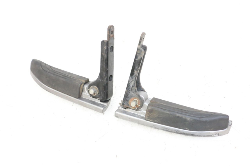 photo de PAIR REAR FOOTRESTS PIAGGIO MP3 500 (2014 - 2017) - Main view