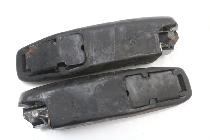 photo de PAIR REAR FOOTRESTS MBK MW TRYPTIK 125 (2014 - 2016) - Component detail