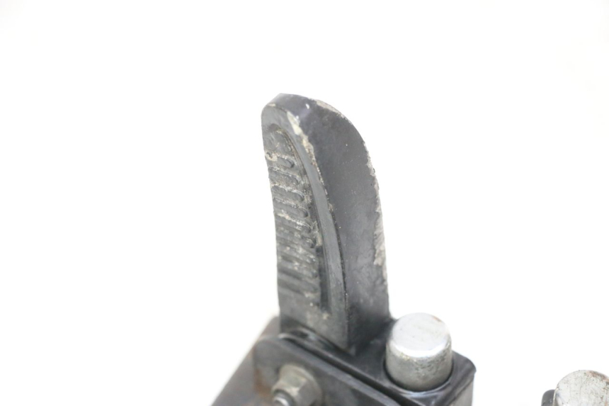 photo de PAIR REAR FOOTRESTS JM MOTORS OLDIES GT 4T 50 (2018 - 2025) - Fixing points details