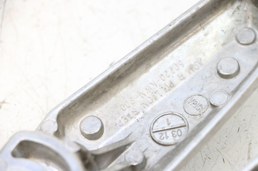 photo de PAIR REAR FOOTRESTS HONDA PCX (JF57/JF64) 125 (2014 - 2018) - Fixing points details