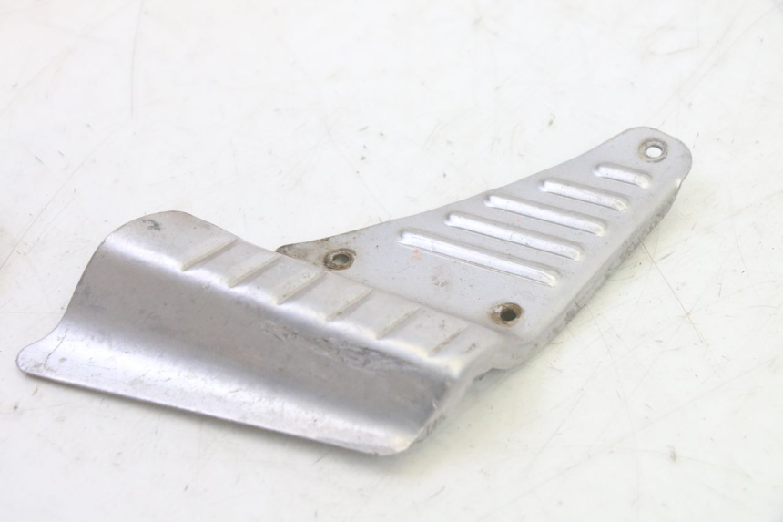 photo de PAIR REAR FOOTRESTS TNT MOTOR ROMA 10' 2T 50 (2011 - 2018) - Fixing points details