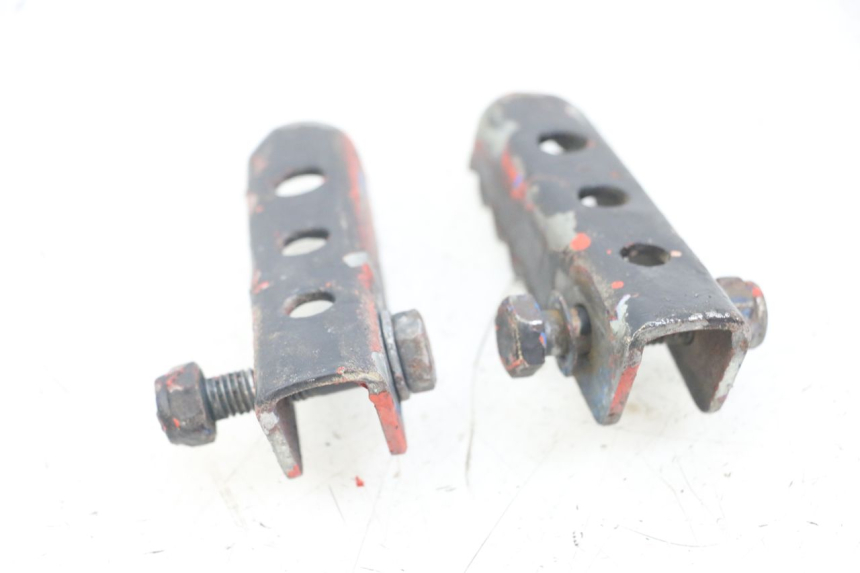 photo de PAIR OF REAR FOOTRESTS DERBI SENDA SM X-TREME 50 (2006 - 2010) - Component detail